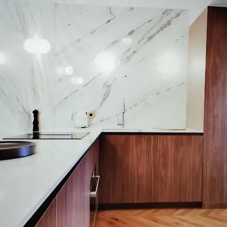 Bright And Sapcious 3-room Париж