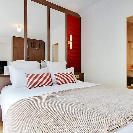 Апартаменты Bright And Sapcious 3-room
